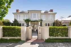 1 Denham Pl, Toorak VIC 3142, Australia