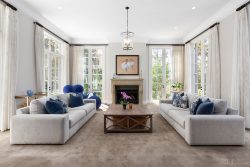 1 Denham Pl, Toorak VIC 3142, Australia