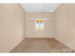 286 William St, The Range QLD 4700, Australia