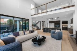 55 Edinburgh St, Bentleigh East VIC 3165, Australia