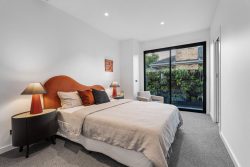 55 Edinburgh St, Bentleigh East VIC 3165, Australia
