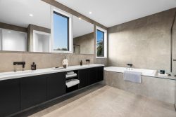 55 Edinburgh St, Bentleigh East VIC 3165, Australia