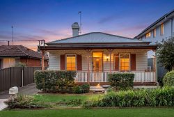 8 Elizabeth St, Riverstone NSW 2765, Australia