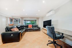 8 Elizabeth St, Riverstone NSW 2765, Australia
