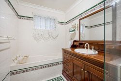 8 Elizabeth St, Riverstone NSW 2765, Australia