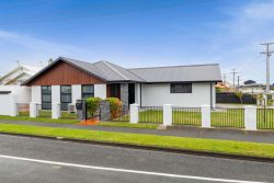 100 Argyle Street, Hawera, South Taranaki, Taranaki, 4610, New Zealand