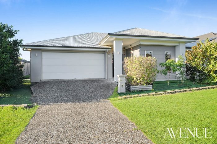 8 Follett St, Yarrabilba QLD 4207, Australia