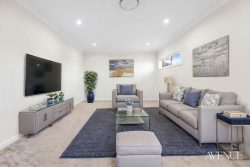 8 Follett St, Yarrabilba QLD 4207, Australia