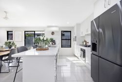 13 Majesty St, Rural View QLD 4740, Australia