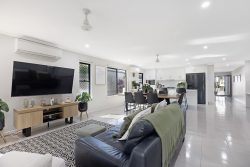 13 Majesty St, Rural View QLD 4740, Australia