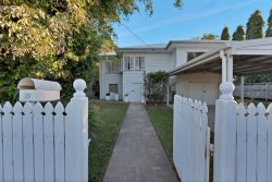 39 Hunter St, West Mackay QLD 4740, Australia