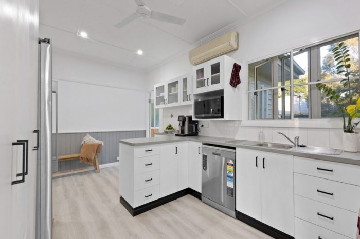 39 Hunter St, West Mackay QLD 4740, Australia