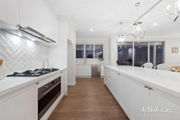 Unit 4/50 Glenburnie Rd, Mitcham VIC 3132, Australia