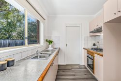 3/39 Golf Rd, Oakleigh South VIC 3167, Australia