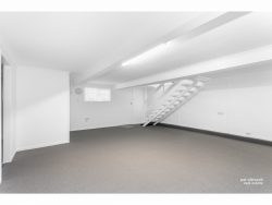 2 Zimitat St, Gracemere QLD 4702, Australia