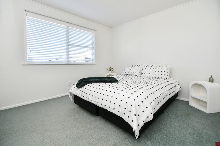 5 Grimshaw Place, Henderson, Waitakere City, Auckland, 0612, New Zealand