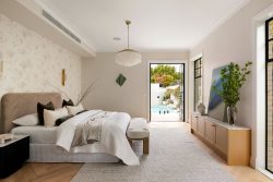 8 Hammond St, Brighton VIC 3186, Australia