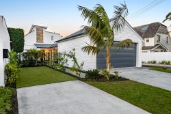 5 Holiday Road, Milford, North Shore City, Auckland, 0620, New Zealand