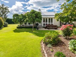 357 Hook School Road, Makikihi, Waimate, Canterbury, 7978, New Zealand