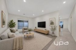 Unit 2/31 Horseshoe Cct, Truganina VIC 3029, Australia