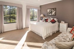8 Seascape Rise, Yallingup WA 6282, Australia