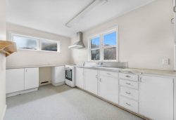28 Marion Avenue, Mount Roskill, Auckland, 1041, New Zealand