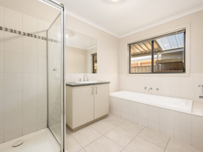 34 Nightingale Way, Shepparton VIC 3630, Australia