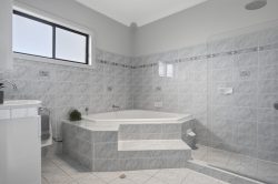 44 Ntaba Rd, Jewells NSW 2280, Australia