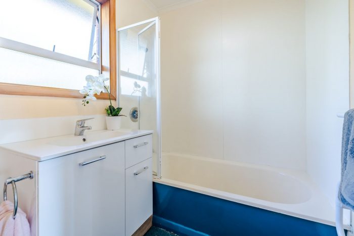 38 Oates Street, Kaikorai, Dunedin, Otago, 9010, New Zealand