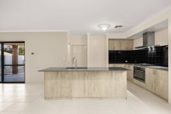384 Banrock Dr, Ellenbrook WA 6069, Australia