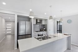 27 Lawrence Ave, Wyee NSW 2259, Australia