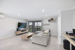 27 Lawrence Ave, Wyee NSW 2259, Australia