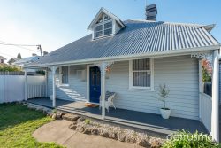 45 Regent St Sandy Bay TAS 7005 Australia