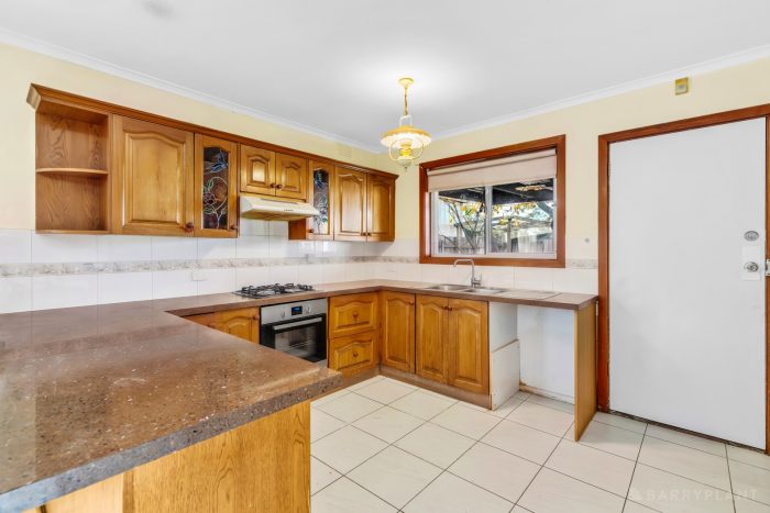 15 Sarona St, Dandenong VIC 3175, Australia