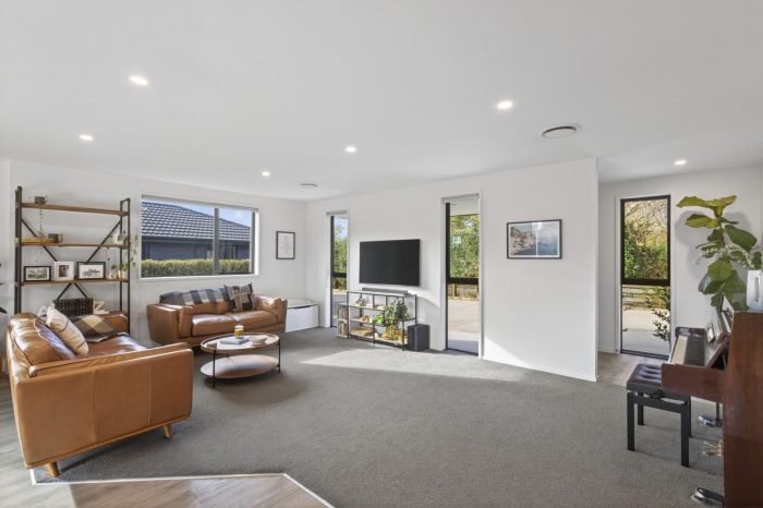 26 Smith Street, Lepperton, New Plymouth, Taranaki, 4373, New Zealand