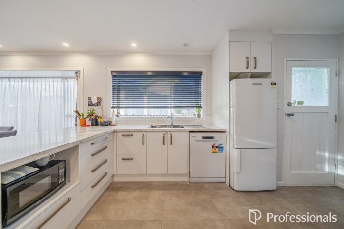 6 Snell Grove, Clouston Park, Upper Hutt, Wellington, 5018, New Zealand
