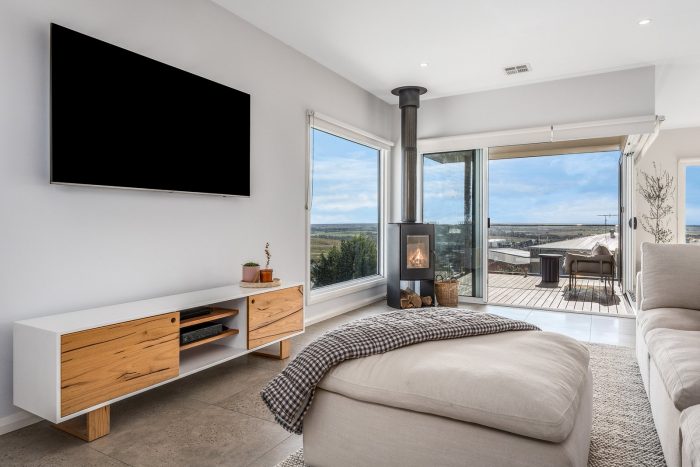 29 Swanbourne Ave, Highton VIC 3216, Australia
