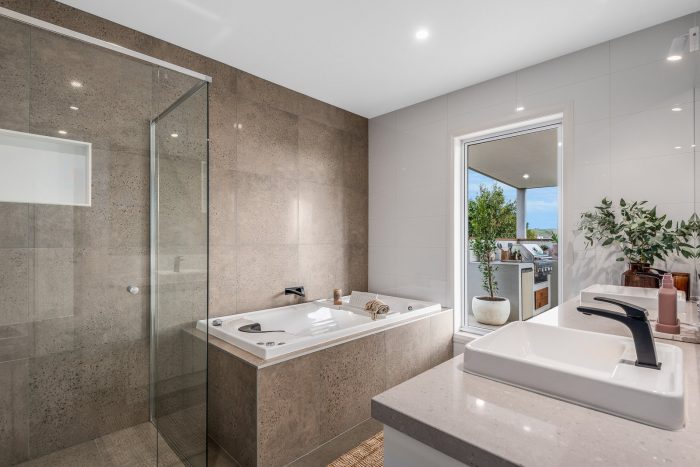 29 Swanbourne Ave, Highton VIC 3216, Australia