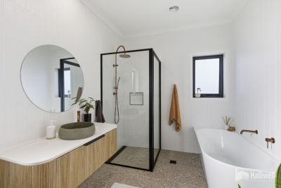 2/19 Alberta St, Latrobe TAS 7307, Australia