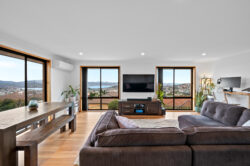Unit 2/110 Amy St, West Moonah TAS 7009, Australia