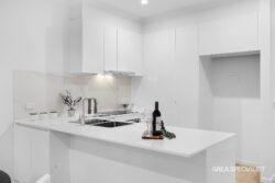 Unit 1/3 Bourke Rd Melton South VIC 3338 Australia