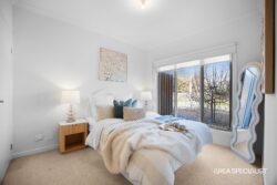 Unit 1/3 Bourke Rd Melton South VIC 3338 Australia