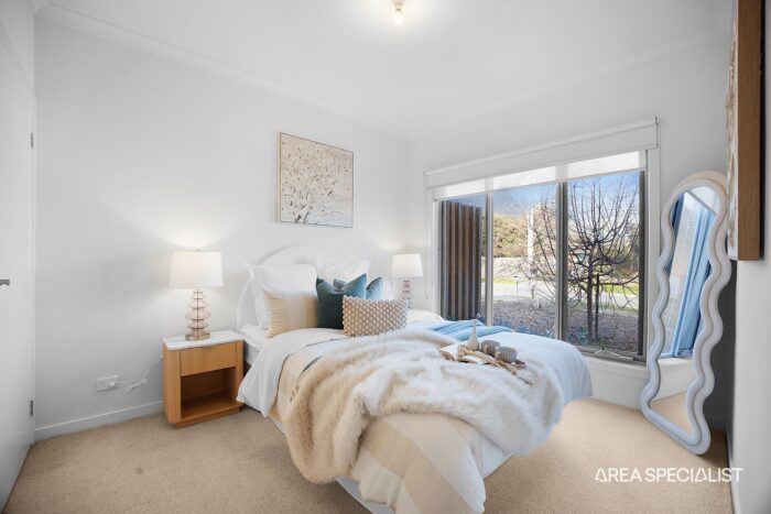 Unit 1/3 Bourke Rd Melton South VIC 3338 Australia