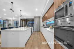 6 Companion St Truganina VIC 3029 Australia