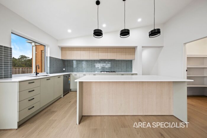 4 Sassafras St Warragul VIC 3820 Australia