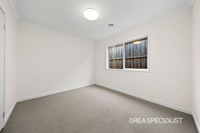 4 Sassafras St Warragul VIC 3820 Australia