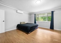 42 Barbour St Esk QLD 4312 Australia