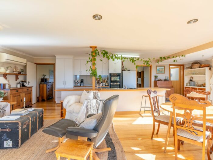 6 Bel-Air Cres Beaumaris TAS 7215 Australia