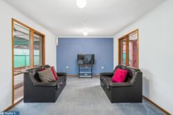 8 Ellen Ct Salisbury East SA 5109 Australia