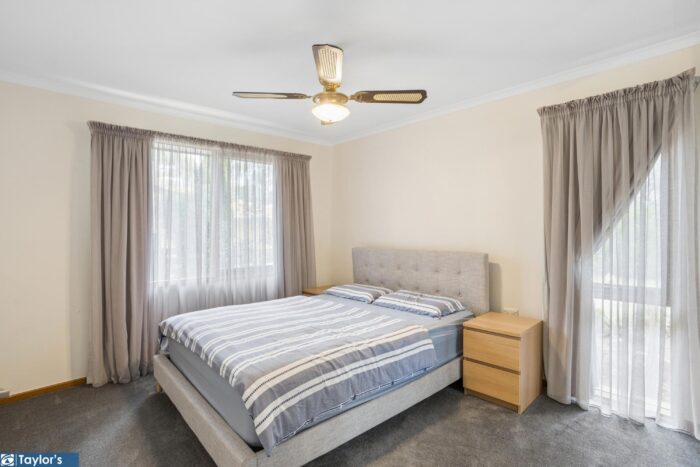 8 Ellen Ct Salisbury East SA 5109 Australia